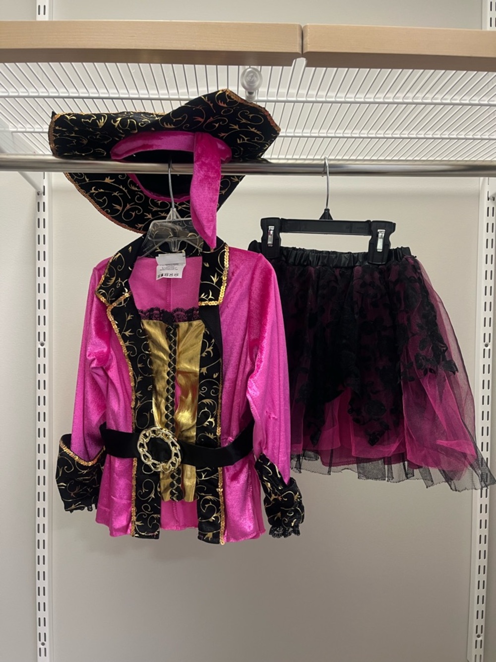 Pink & Black Pirate Girl Costume with Gold Accents - size 5-6
